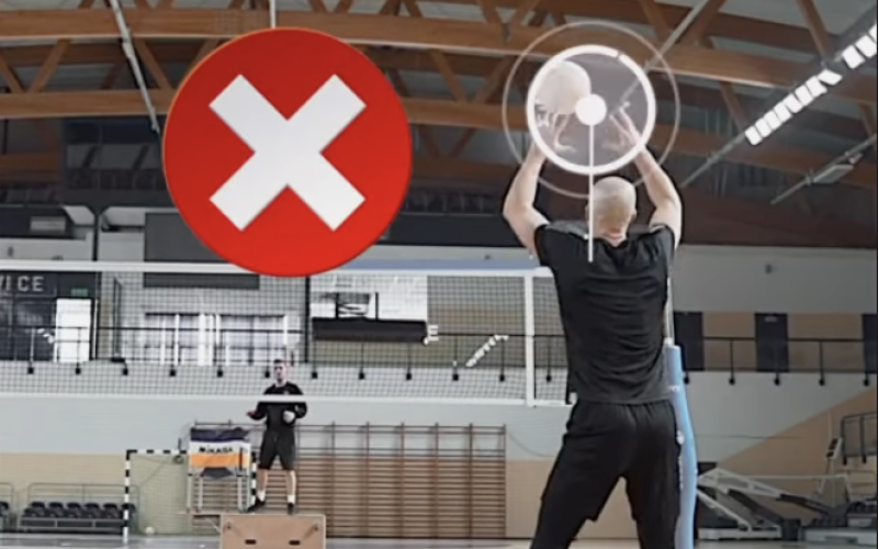 Příjem podání odbití prsty