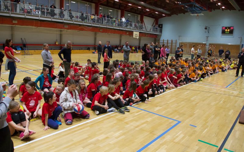 V lednu pokračovala série Jihomoravského minivolejbalu oběma kategoriemi